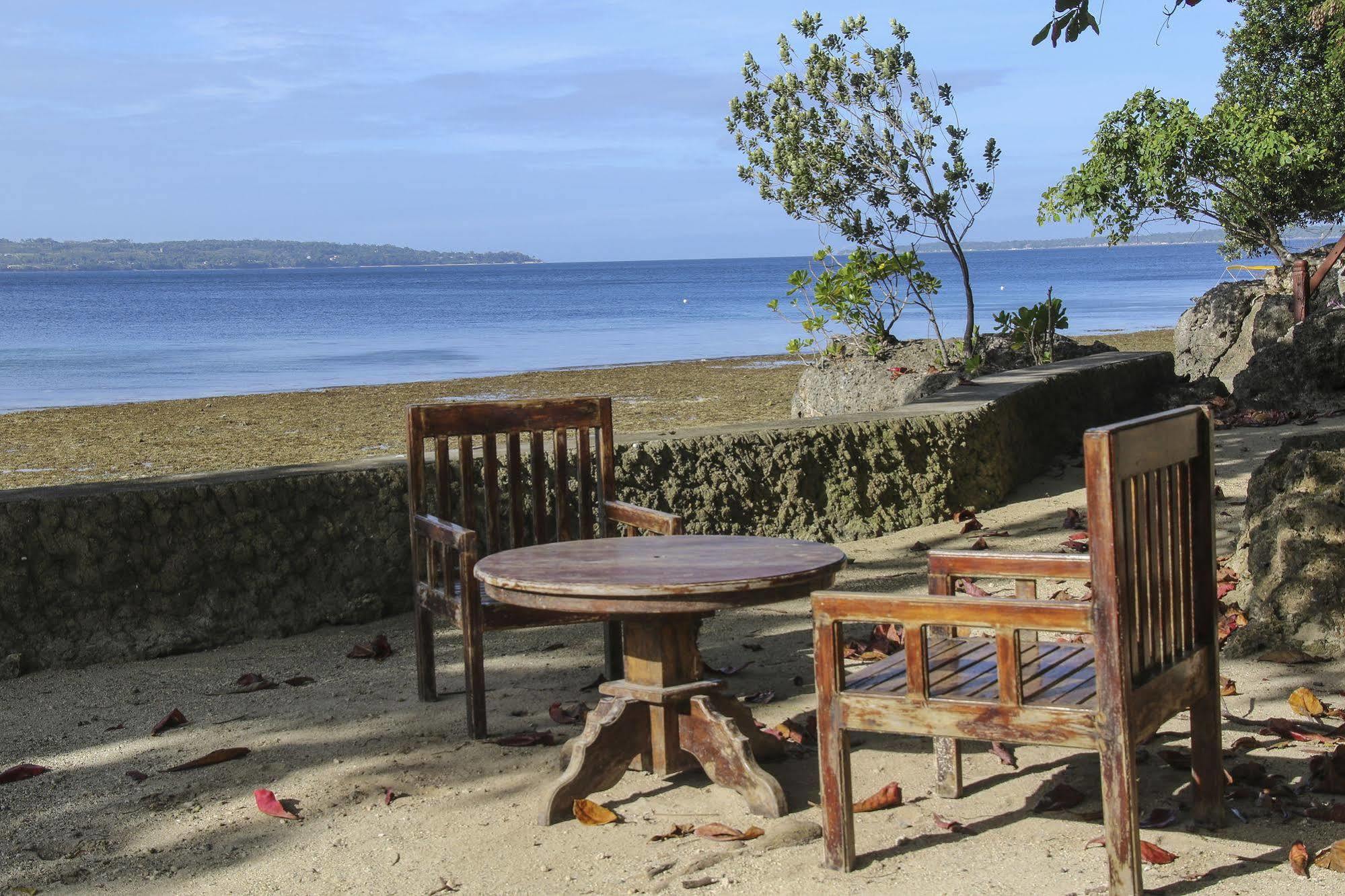 Isla Hayahay Beach Resort And Restaurant Calape Ngoại thất bức ảnh