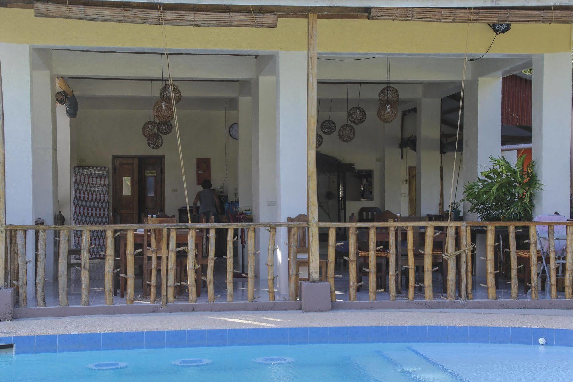 Isla Hayahay Beach Resort And Restaurant Calape Ngoại thất bức ảnh